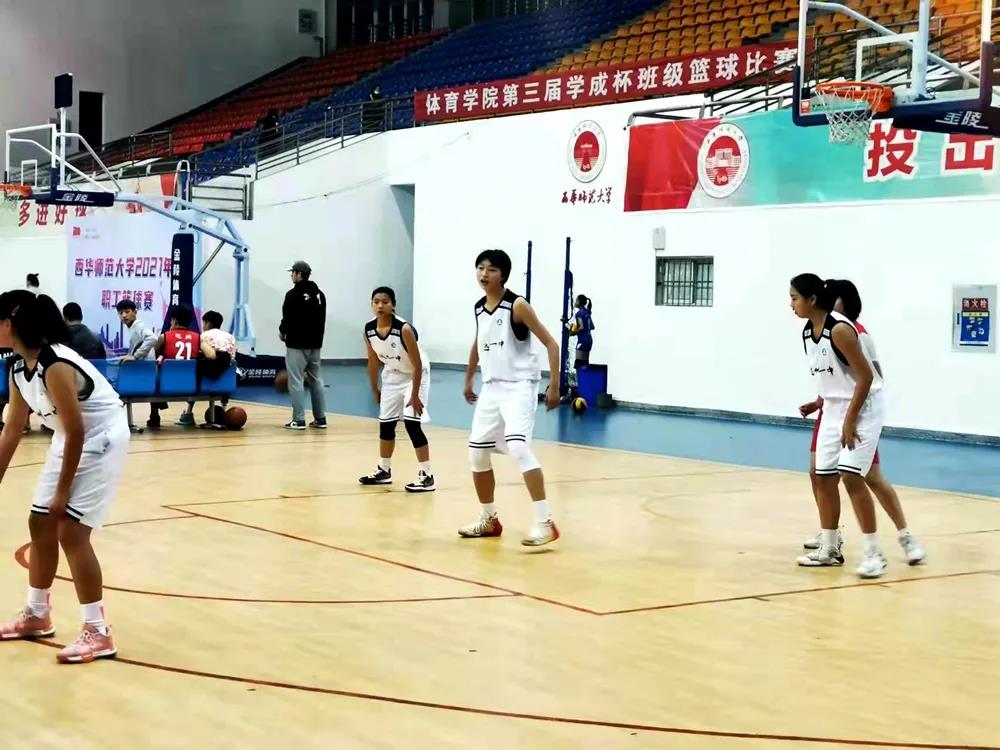 女篮夺冠创纪录,达一中女篮