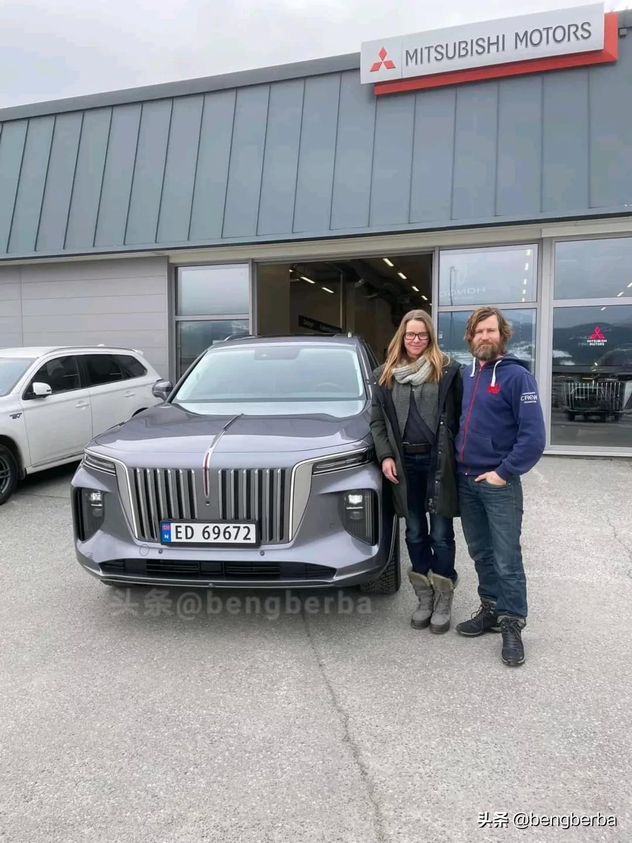 2022新款红旗e-hs9燃油版五座,红旗hs9出口多少钱