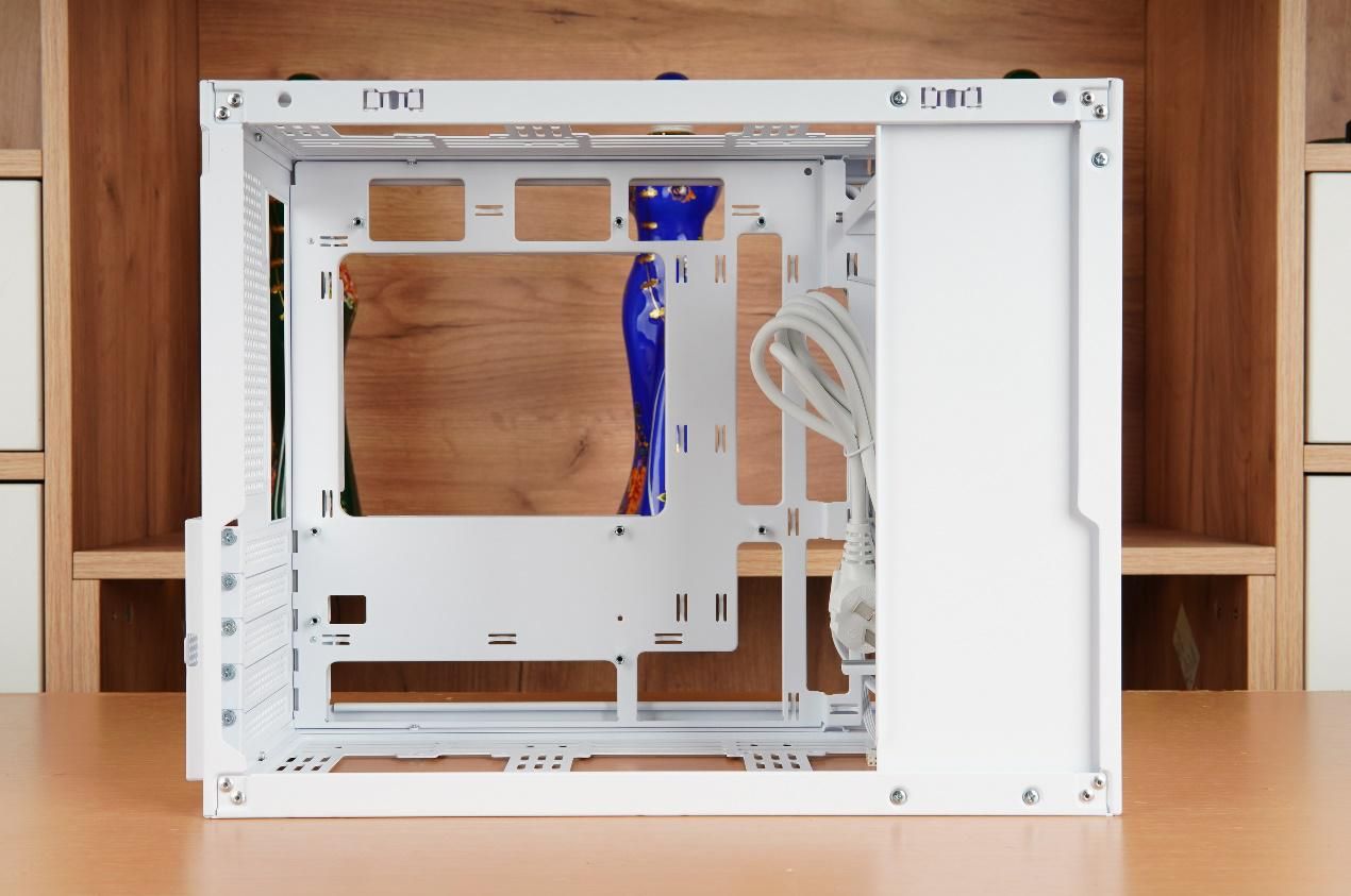 机箱先马趣造2,先马趣造2散热测评