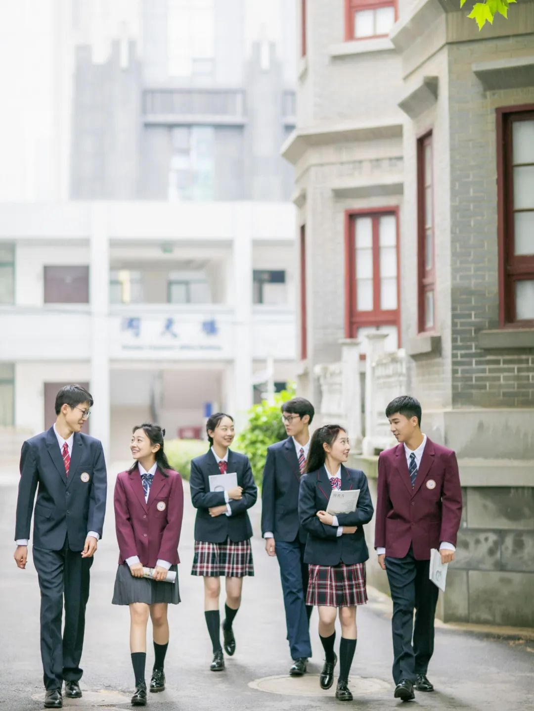 东大精英学校,大英才班和小英才班哪个好