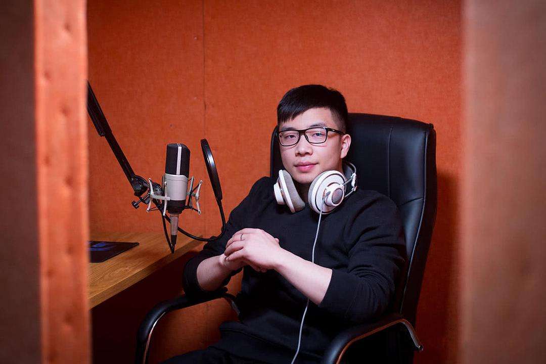 做有声书配音挣钱吗,在家全职做有声书配音靠谱吗