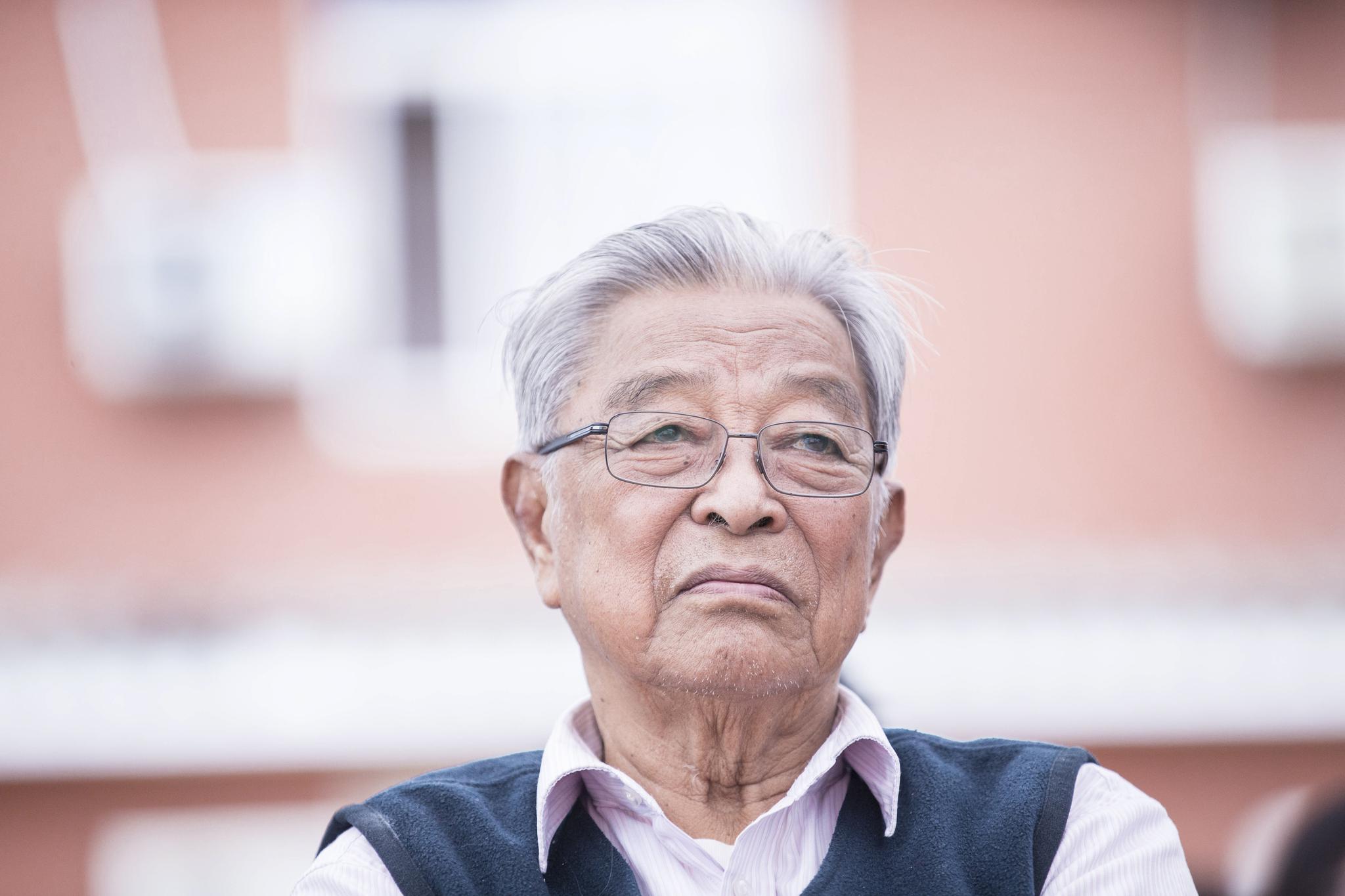 烟草大王褚时健为何入狱,50岁入狱73岁创业女版褚时健