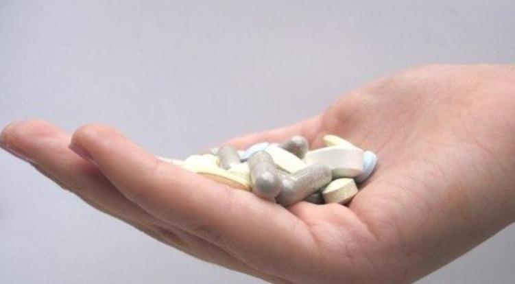 女孩试药一次赚9000,女子试药一次赚10万