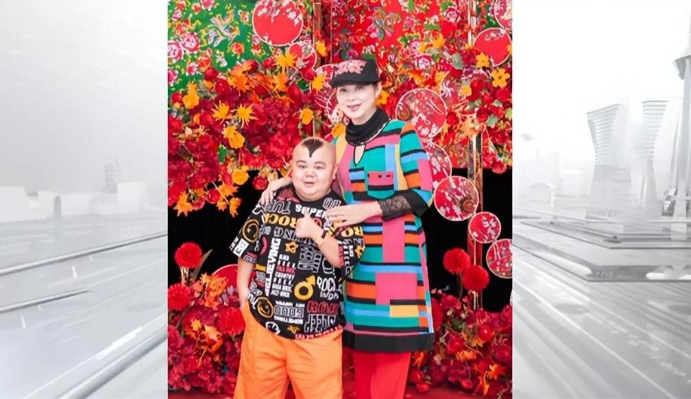 小布丁张荣和他的三个孩子的照片,小布丁张荣个人简介