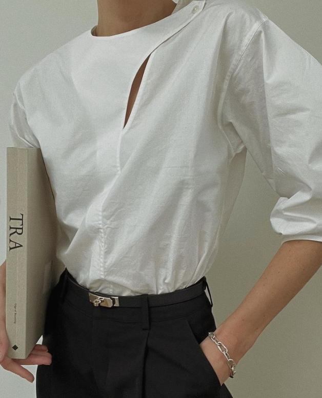 黑色衬衫最新穿搭,衬衫穿在毛衣外面