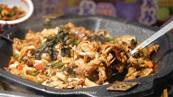 营业到凌晨的夜市,海岸城夜市时间