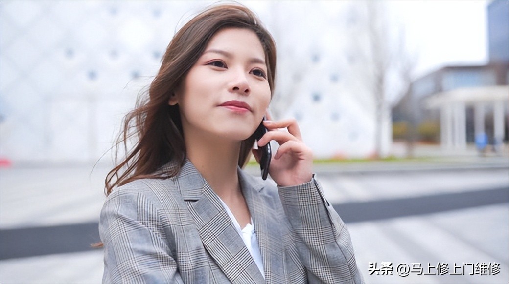 手机喇叭突然有杂音滋滋怎么解决,苹果手机通话有杂音什么原因