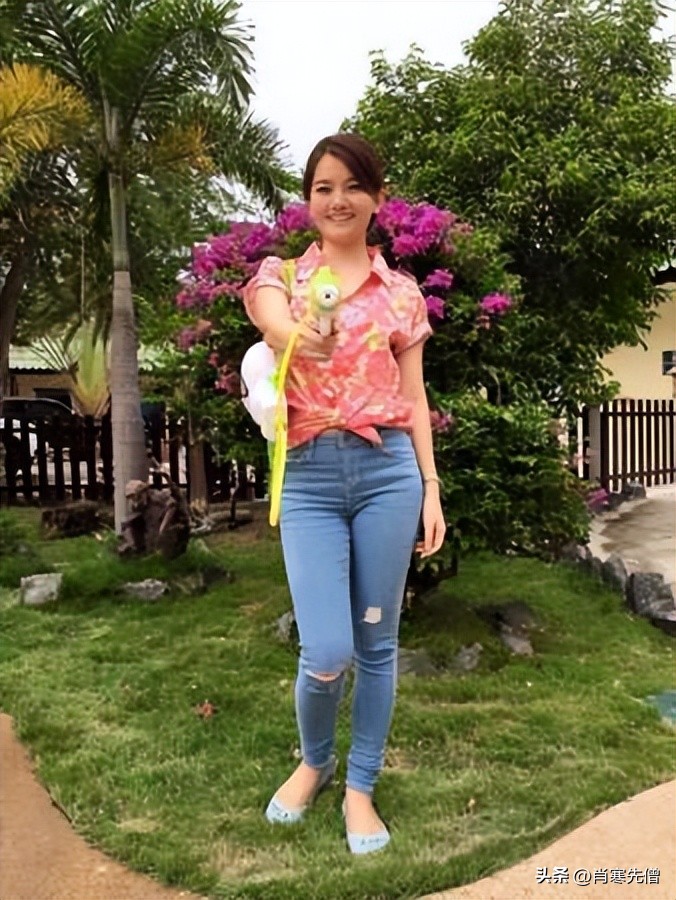 我，乌克兰人，在中国工作，认识重庆老婆，生俩混血孩子跟妻子姓