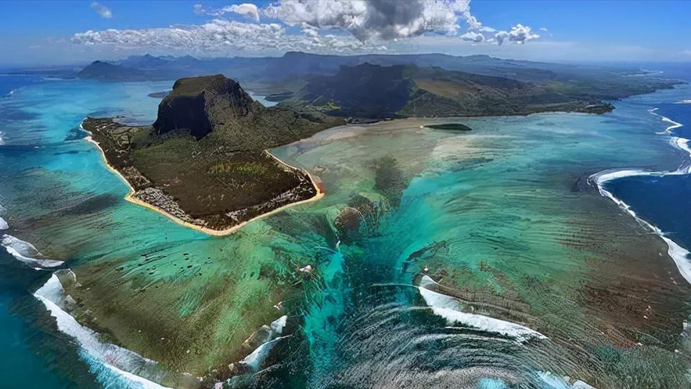 鬼斧神工大自然十大奇观,地球上的七大自然奇观