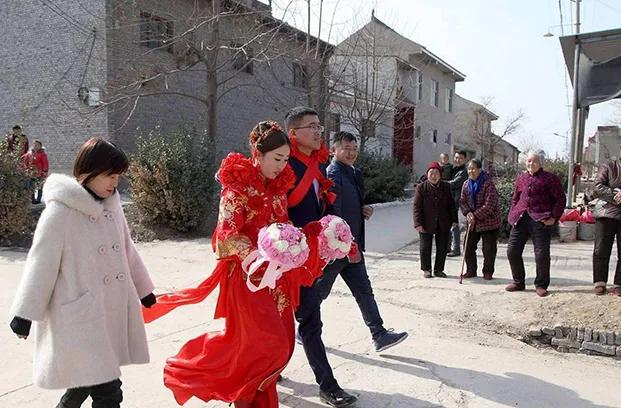 娶妻不逢半什么意思,台阶不踩双娶妻不逢半啥意思