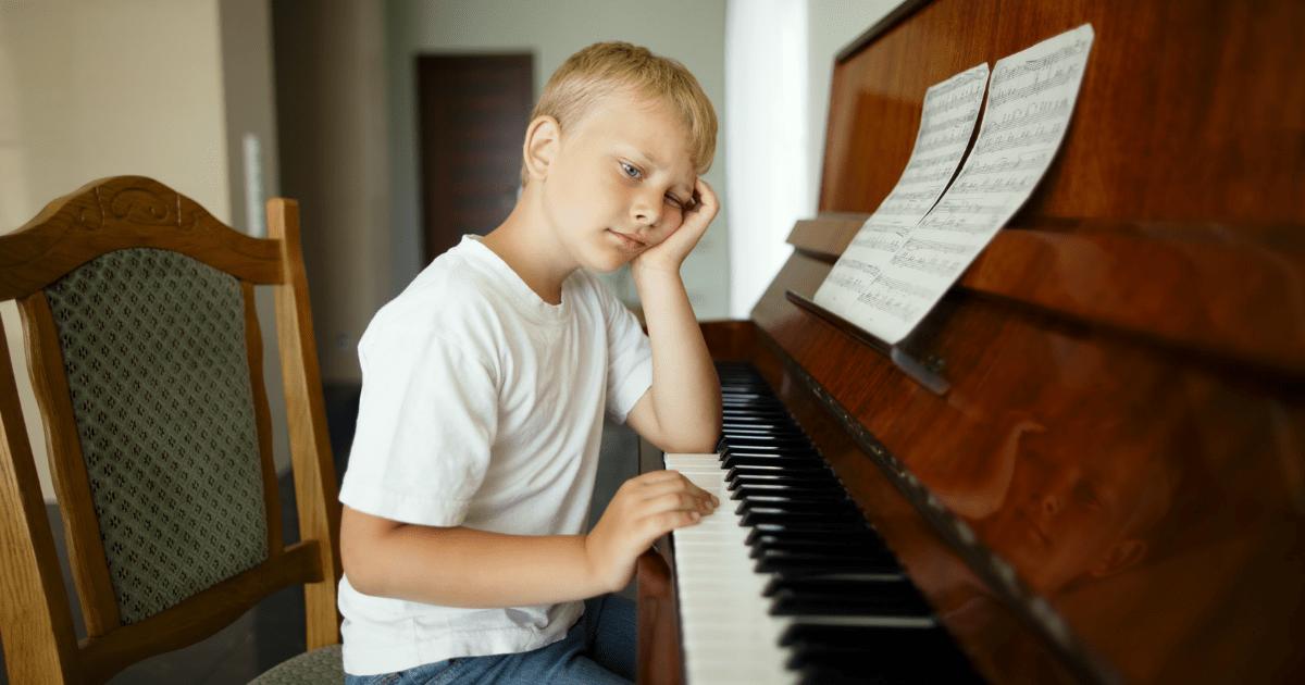 成人学习钢琴的十大忠告,购买钢琴需要学会哪些常识