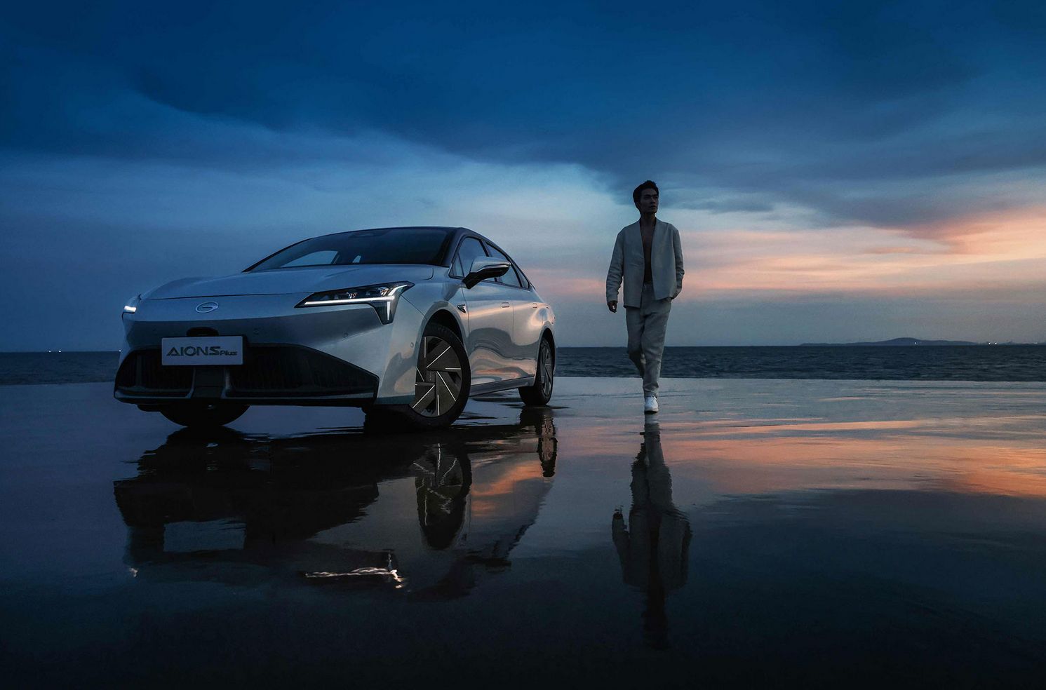 哪吒和好猫新能源车对比,哪吒和好猫汽车对比