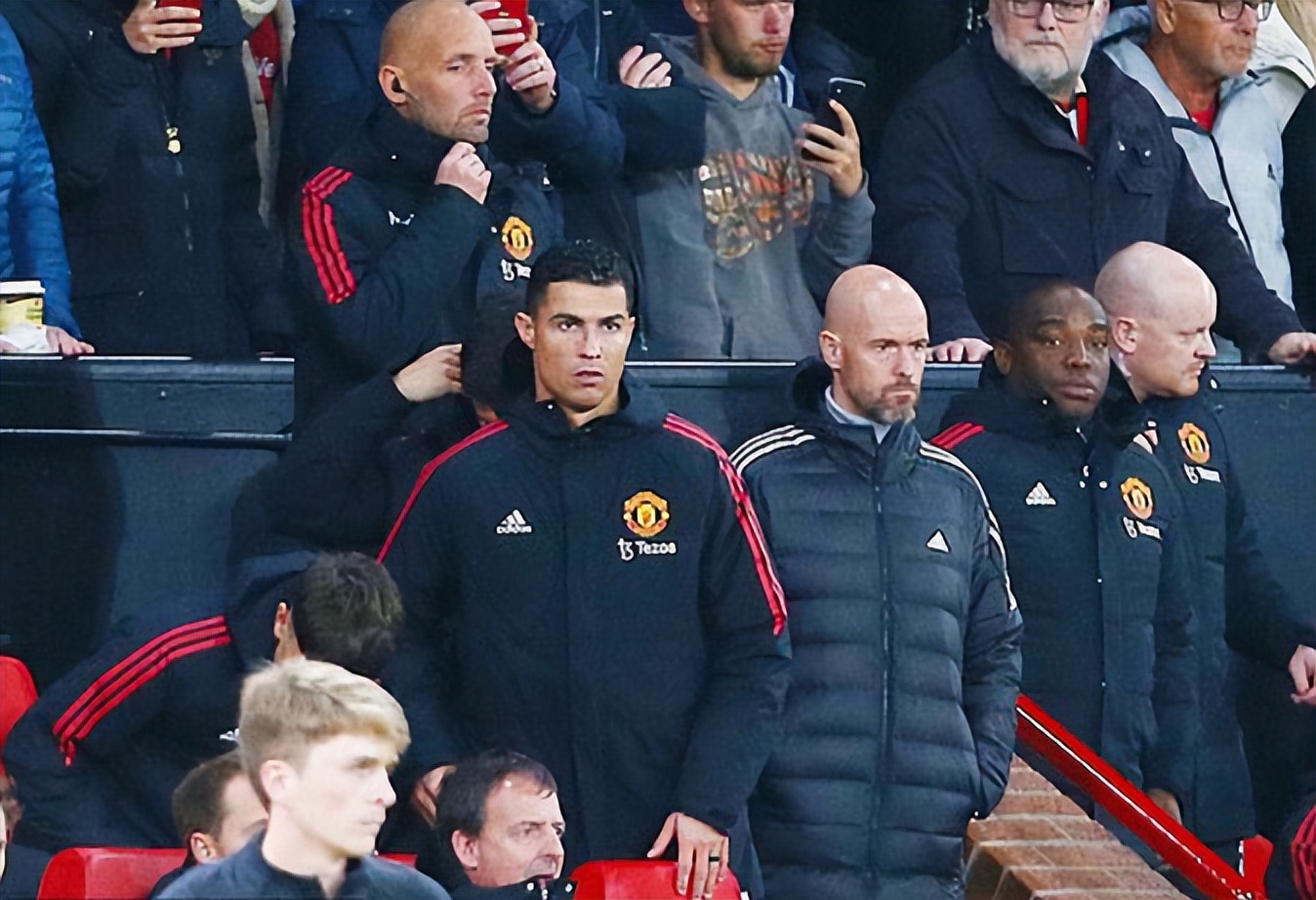 绝了！曝门德斯失去C罗信任，半年难觅欧冠下家，沦为水货经纪人