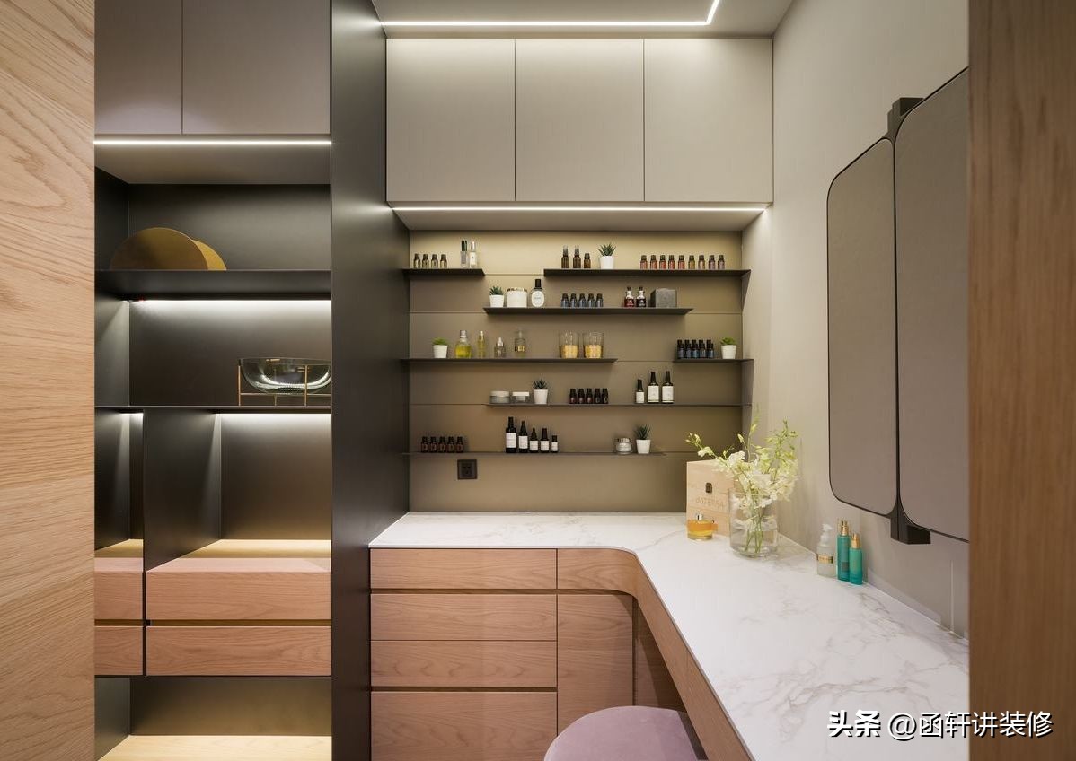 化妆台收纳省钱小技巧,化妆台的正确摆放方法