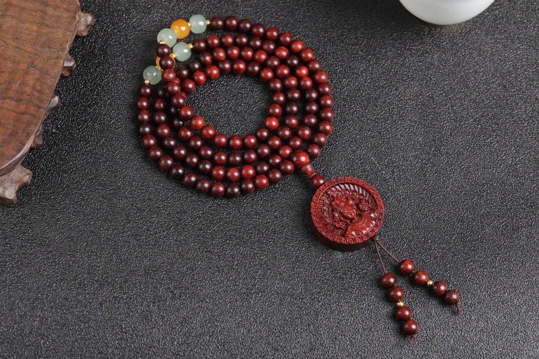 买文玩官帽的注意什么,买文玩手串怎么避免假货