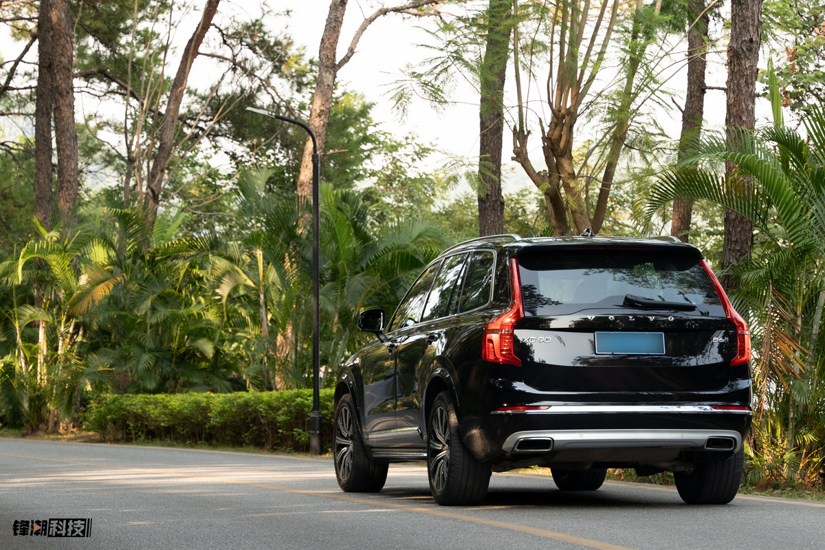 全新沃尔沃xc90陆地坦克硬派越野,沃尔沃斯堪尼亚越野车