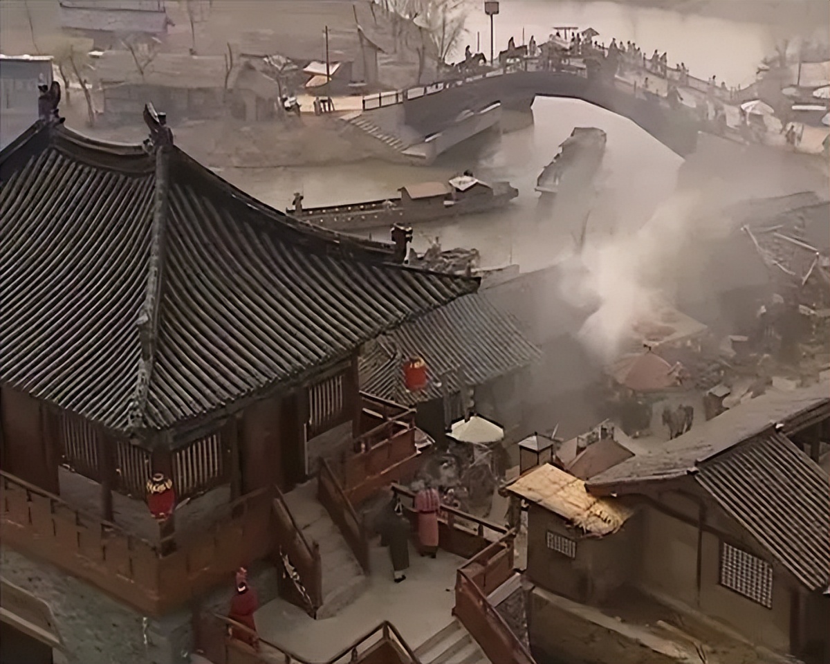 水浒传的作者除了施耐庵还有谁,三国作者是罗贯中还是施耐庵