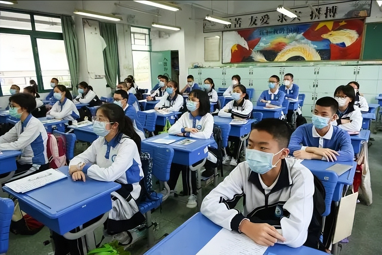 为什么学霸高考语文分数低,学霸学文科好还是学理科好