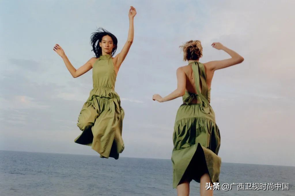 很热怎么穿,夏季天热怎么穿才够时尚