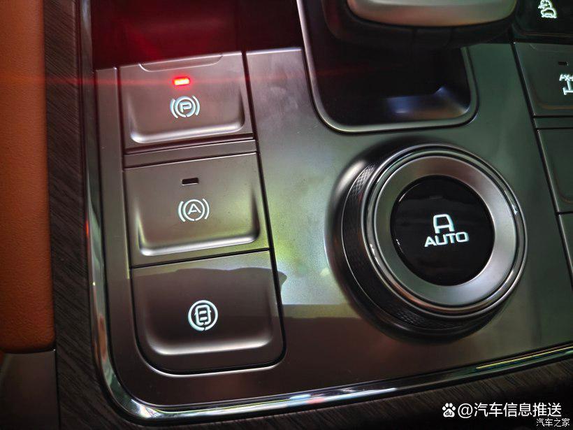 坦克500和丰田普拉多安全性对比,坦克500对比普拉多后备箱空间