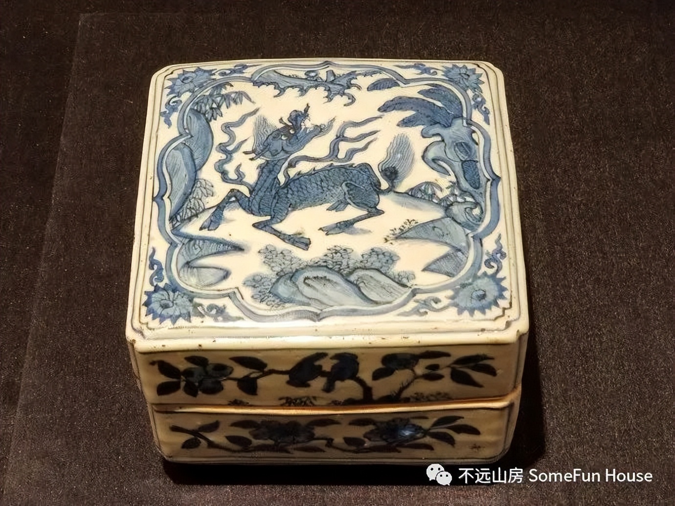 万历晚期青花瓷器特点,万历朝有没有无款官窑瓷器