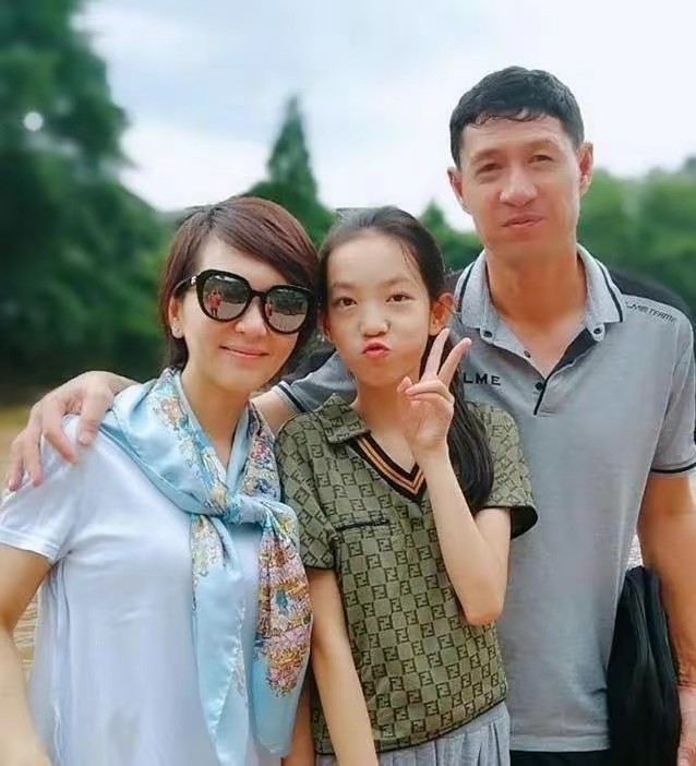 甘萍与黎兵现居成都吗,甘萍和黎兵夫妇