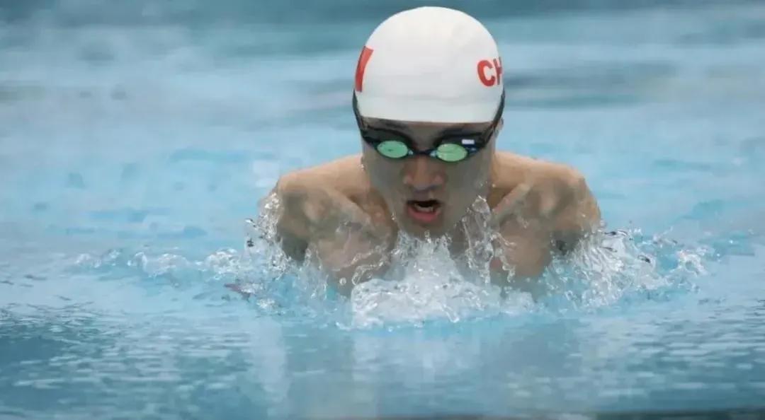 考上剑桥的无臂男生,剑桥无臂学子杨孟衡