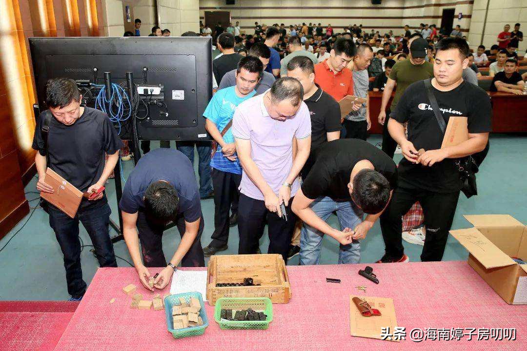 为什么海南工资收入低物价高,世界上有一种距离