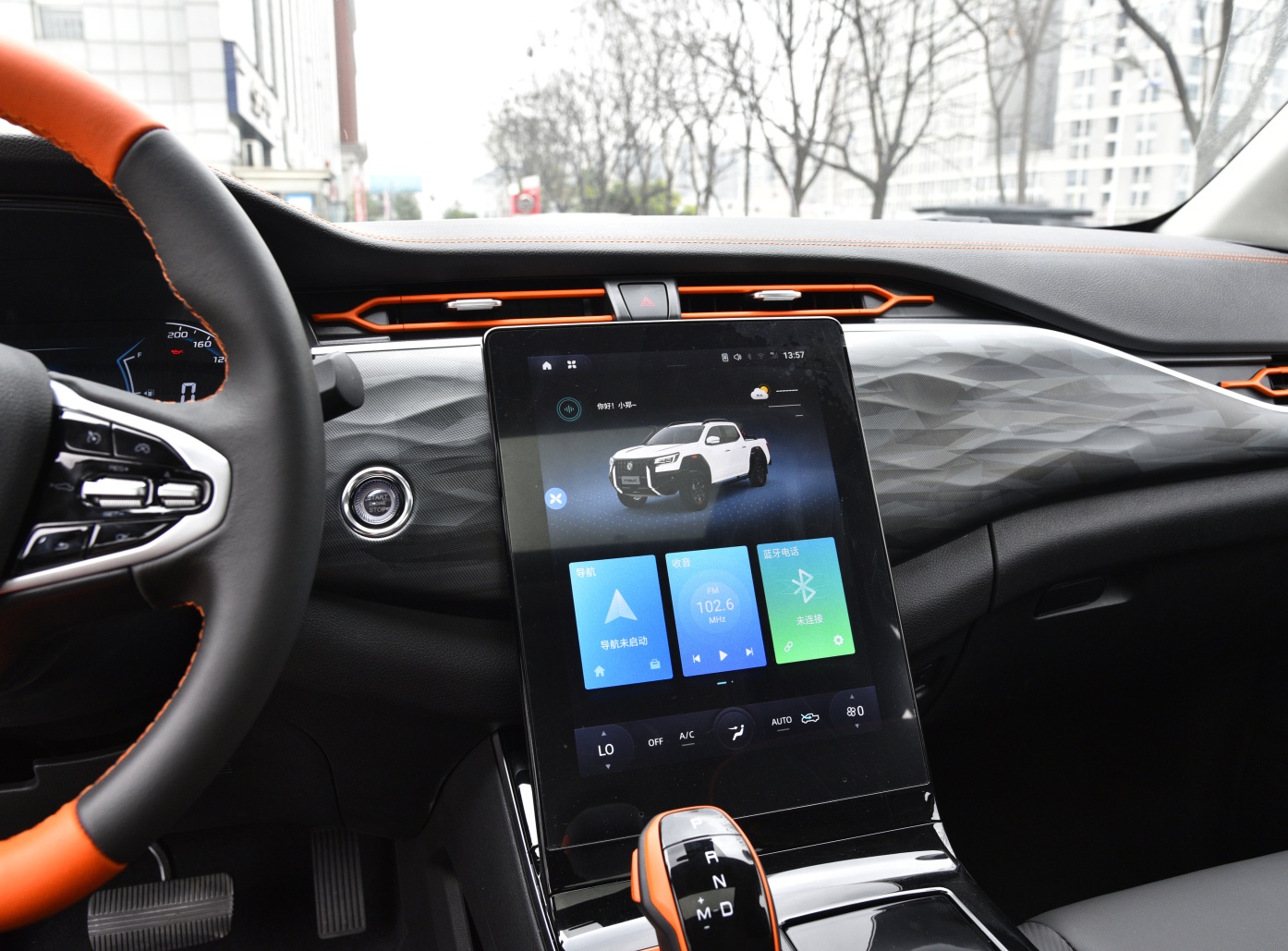 硬派越野十多万你会选择这款车吗,3万多块四驱七座硬派越野车