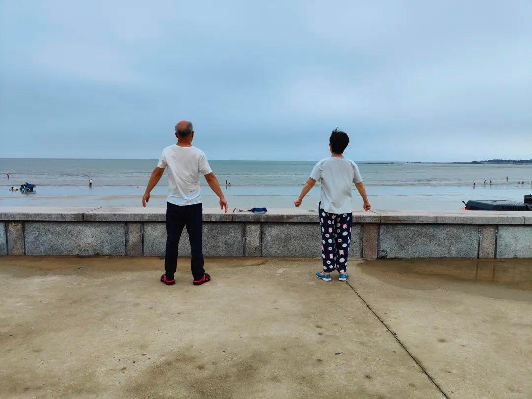 实探乳山银滩海景房5万元一套,山东乳山海景房跌成海边鹤岗