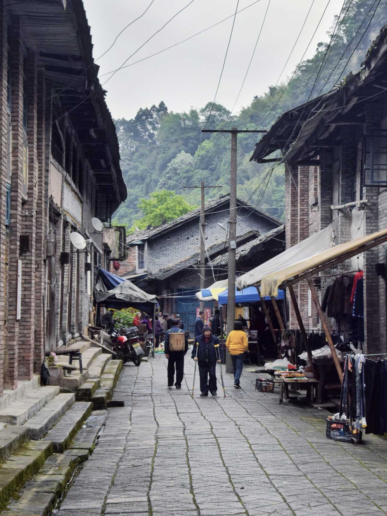 乐山异国风情打卡新去处,乐山游玩攻略及人文风情