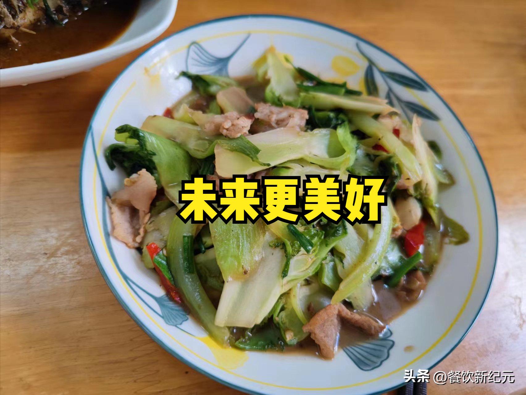 江西女子为说服老公兼职跑外卖，做满桌饭菜招待，网友：这招好使