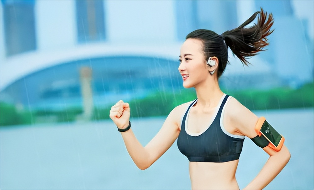 开放式耳机音质好不漏音,耳机半开放式和开放式的区别