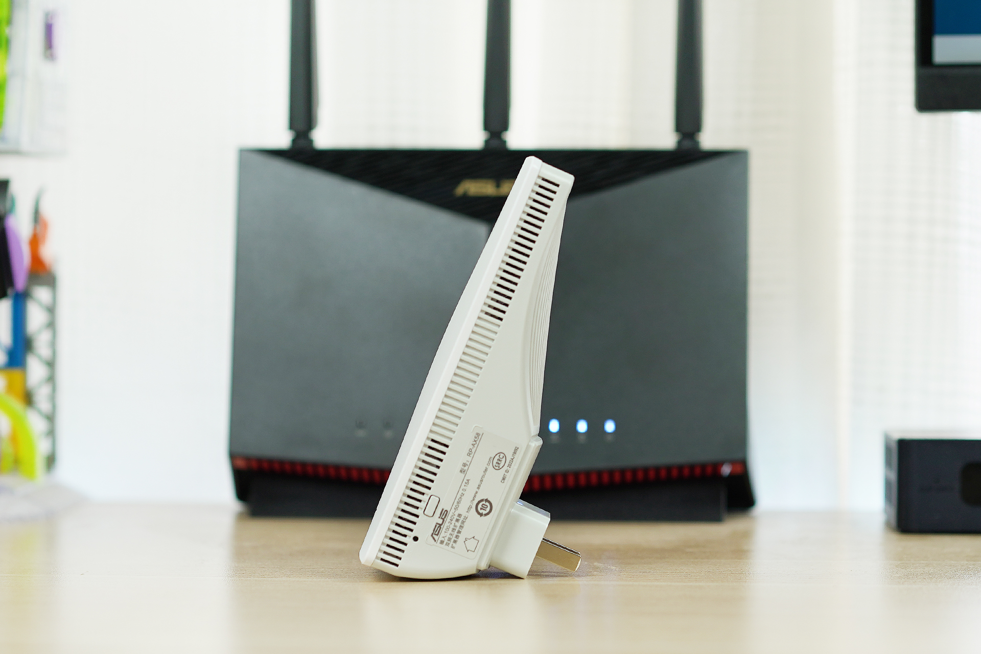 即插即用wifi信号增强放大器,华硕小飞侠wifi