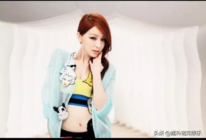 王心凌当你talking现场版,王心凌在演唱会上唱当你