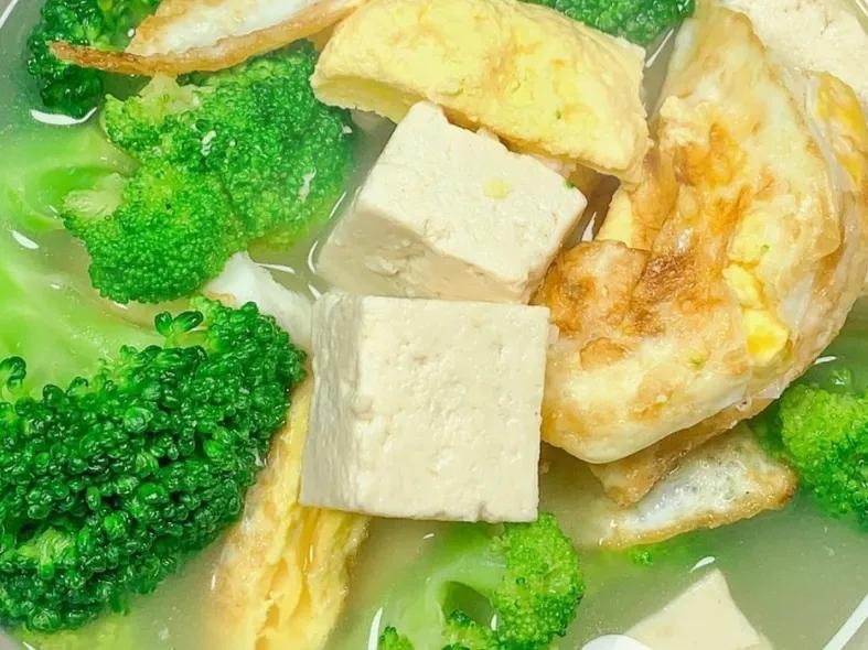 二次阳饮食应吃什么,新冠感染高峰后能实现群体免疫吗