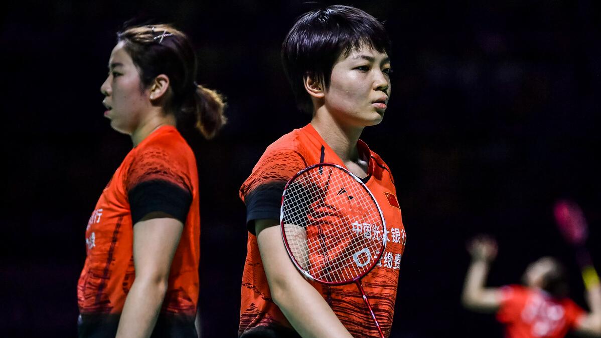 世锦赛17日前瞻！女单小花挑战世界冠军，男双男单独苗迎四强良机