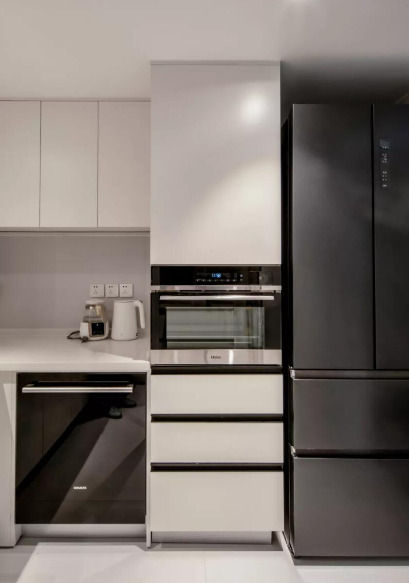 她家称为“神设计”都不为过！60㎡，三代人居住，收纳还特别多