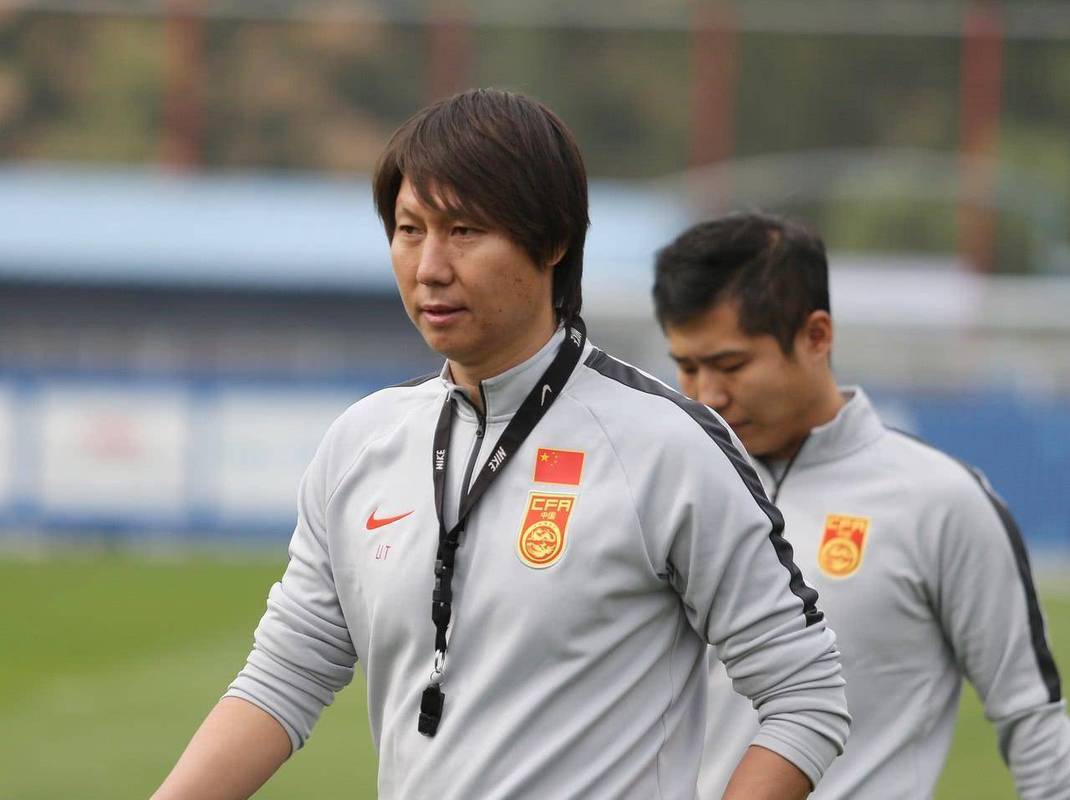 “海参国足”已成为过去式，请停止对国足抹黑，两场完胜透露细节