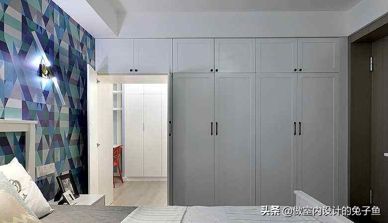 没吊顶衣柜怎么做到顶,衣柜没做到顶怎么解决