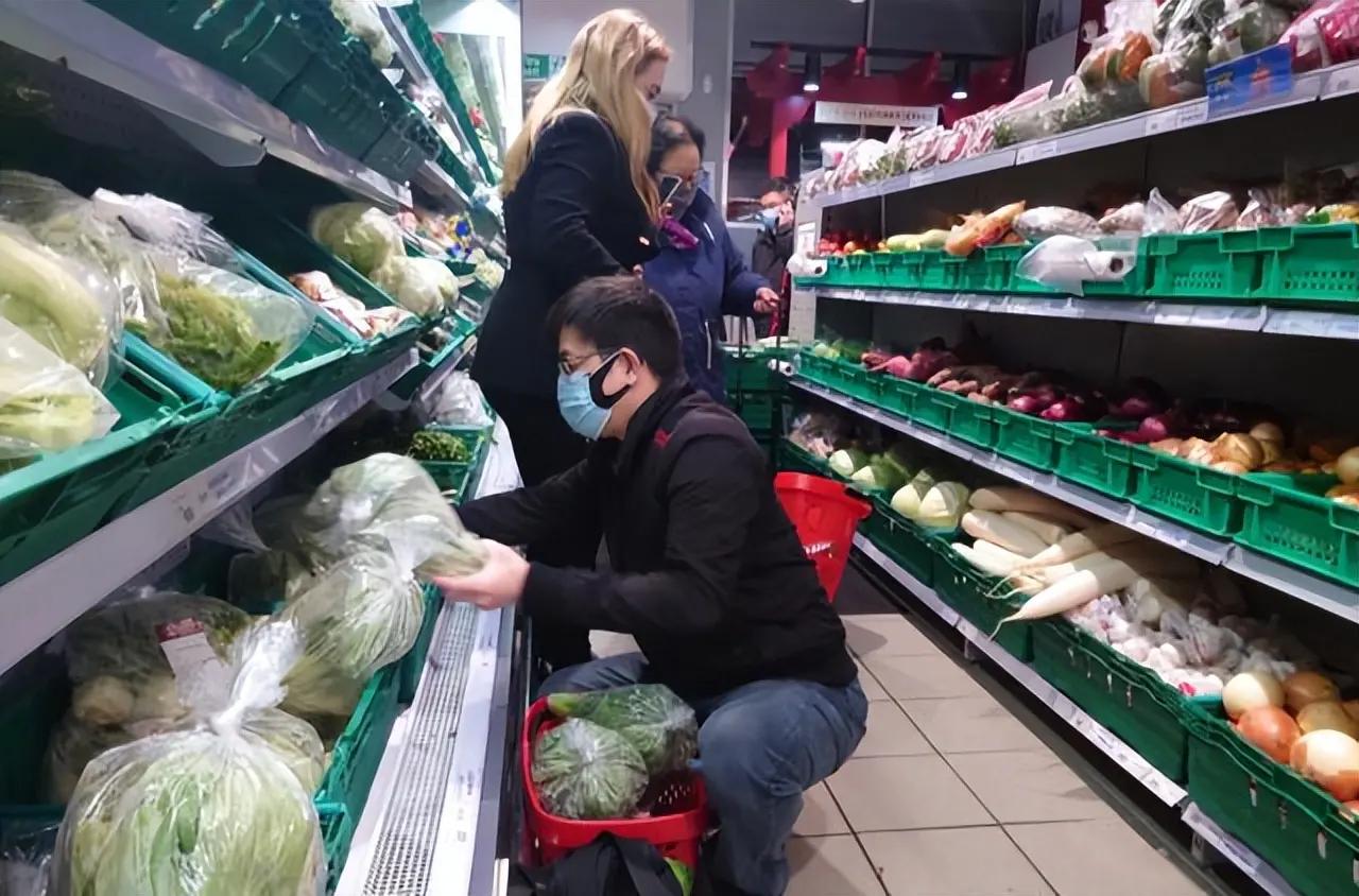 “北溪”管道被毁，欧洲内部矛盾进一步激化，捷克爆发万人*行游**