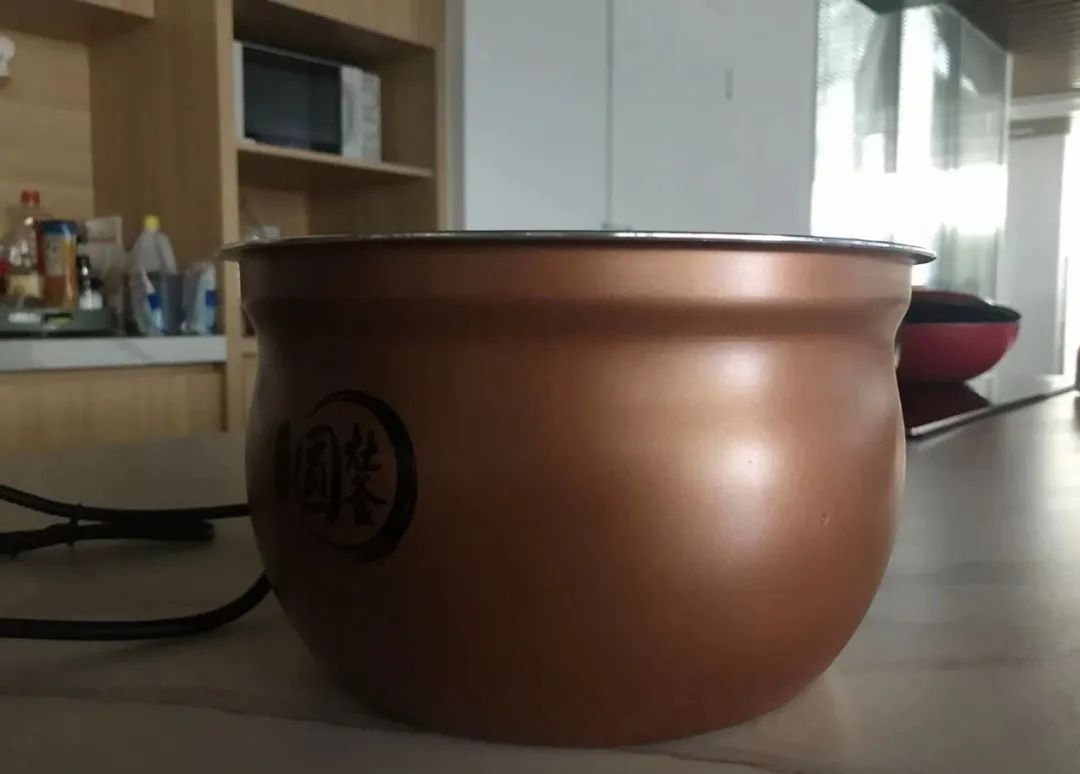 电饭煲的正确使用和清洁方法,电饭煲发热盘下面怎么清理