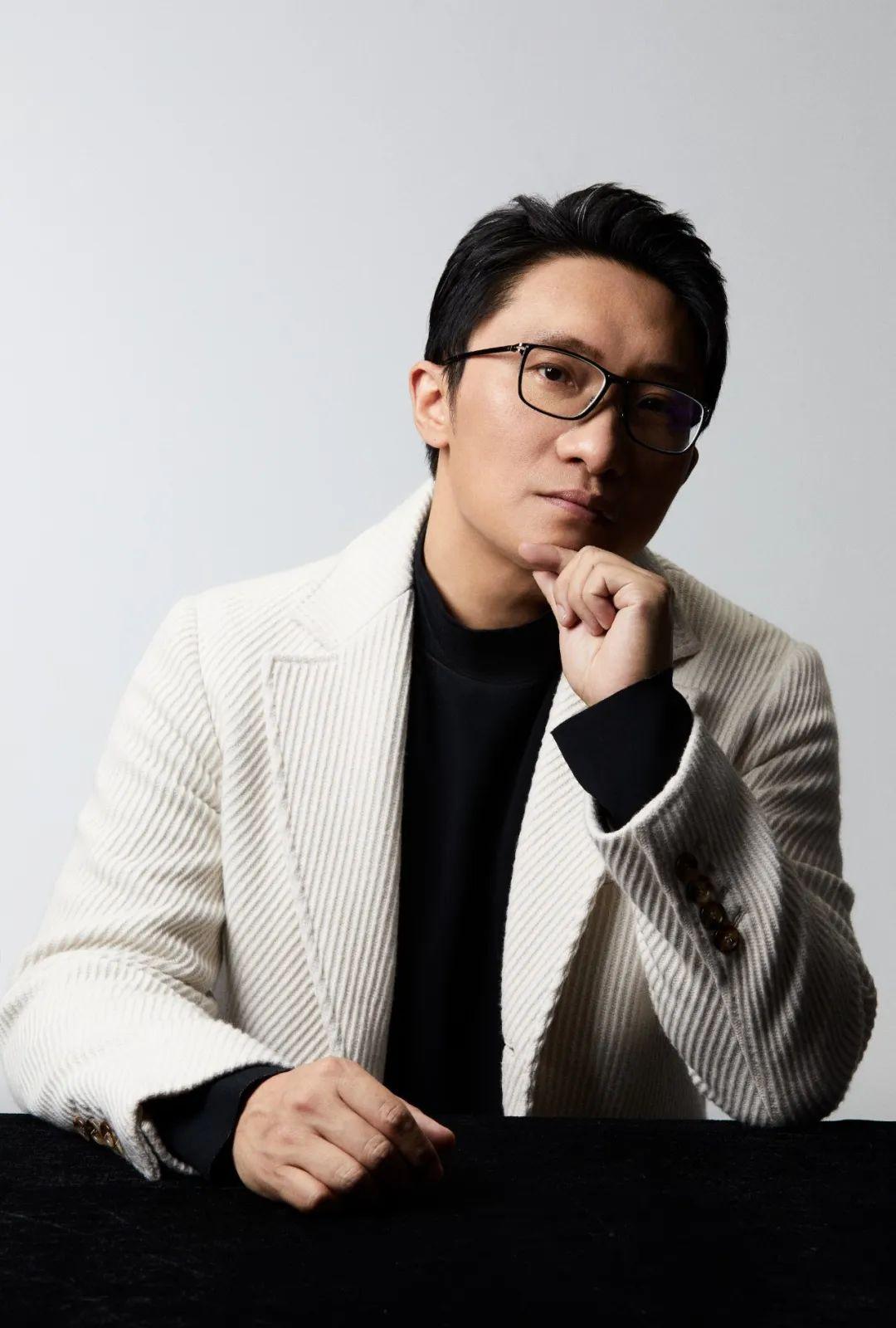 接棒、*局破**和负重前行|2022食品饮料行业十大年度人物