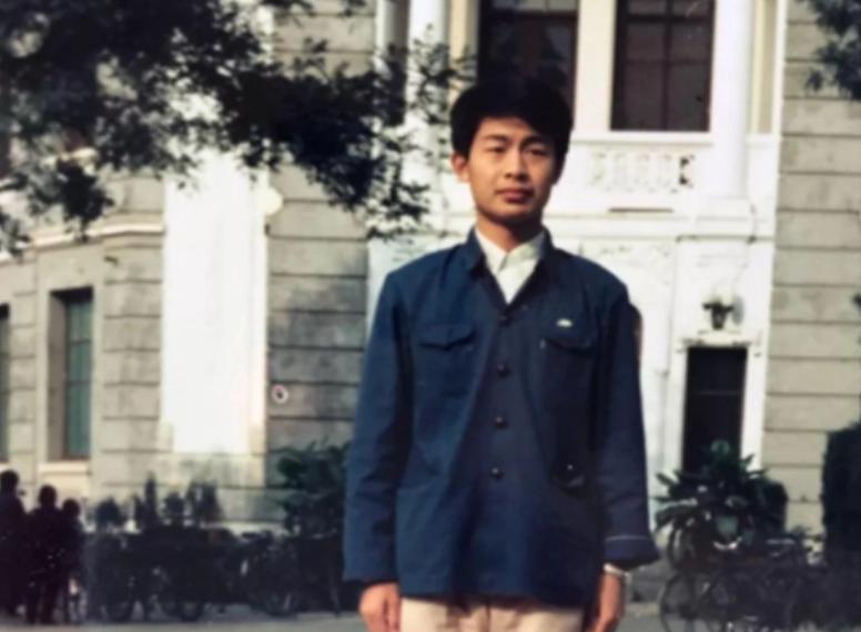 清华博士被羁押1277天获法院道歉,清华海归博士获法院道歉114次