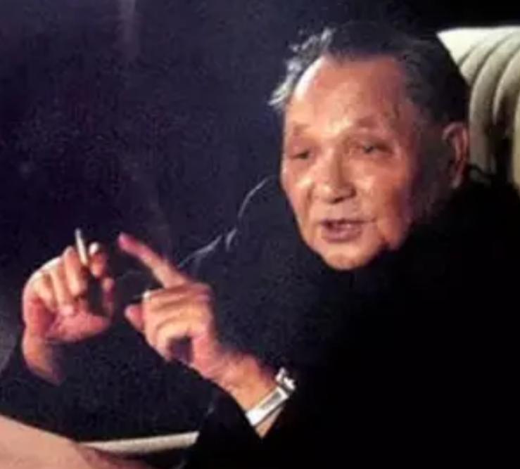 86年*伯承刘**逝世，邓公审定追悼会名单后催促：快给武汉军区打电话