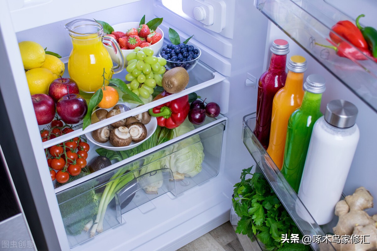 冰箱打开后两边特别烫是坏了吗,冰箱外面很烫