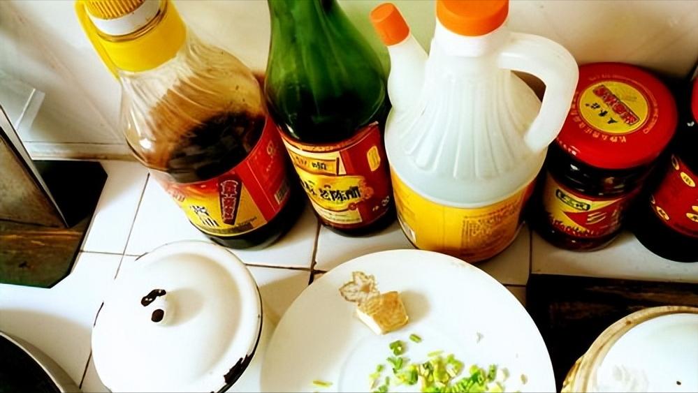 北京一女子为满足丈夫欲望，帮其性侵保姆，称：3人一起生活多美