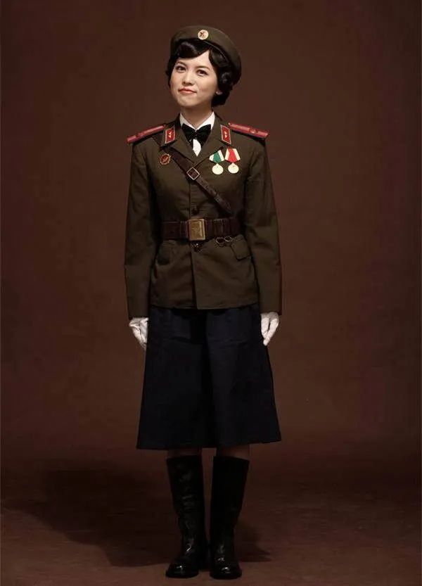 女警警服演变照片图片,最美警花警服图片