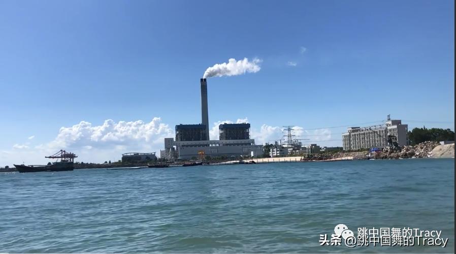 一个元素,跳一段小技巧,如夏日里的海风,拂面而过