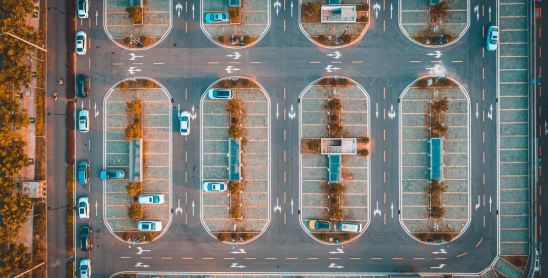 十个字友谊文案短句干净治愈,关于友谊的文案50字